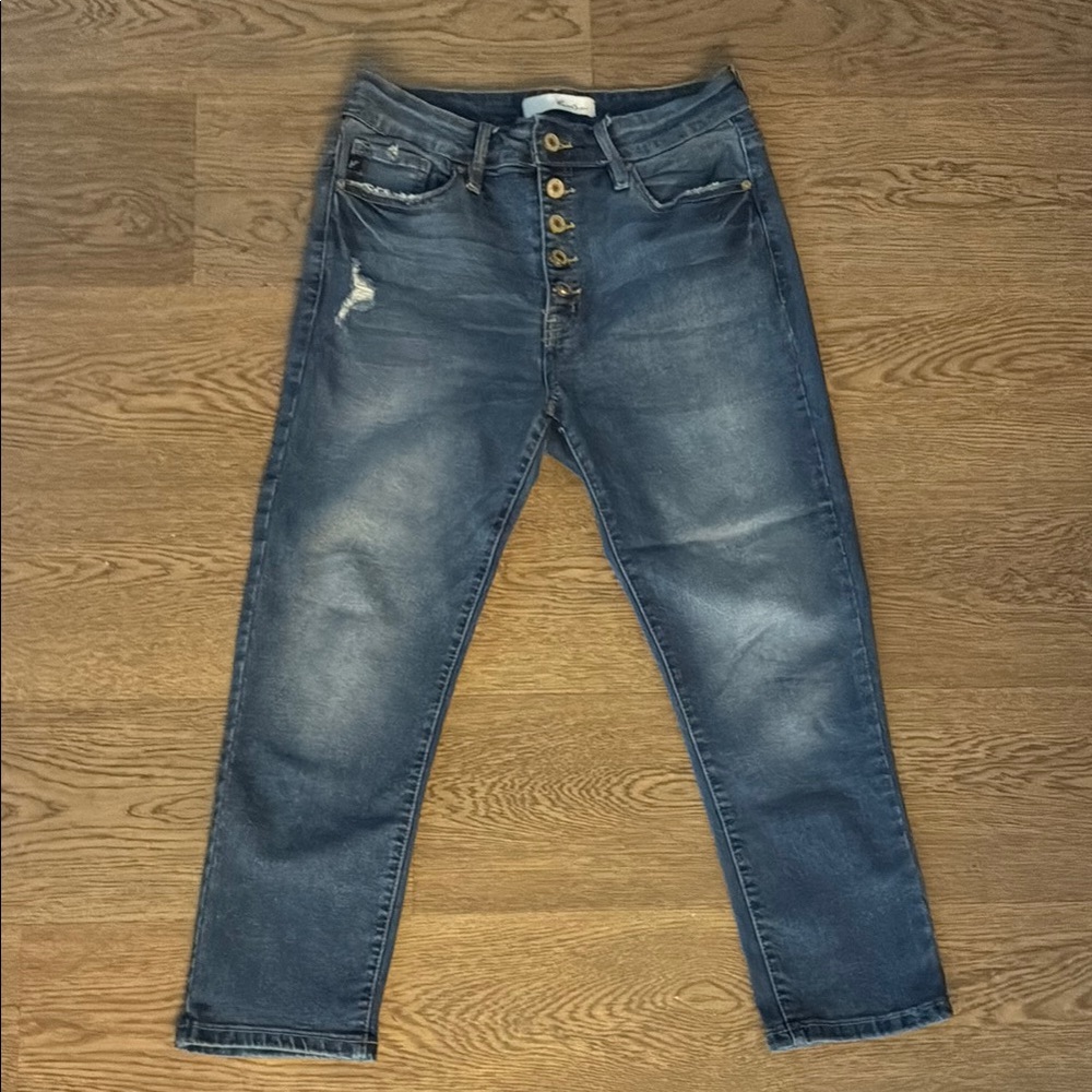 Stylish And Fun Women's Button-Up Blue Jeans-Excellent Condition